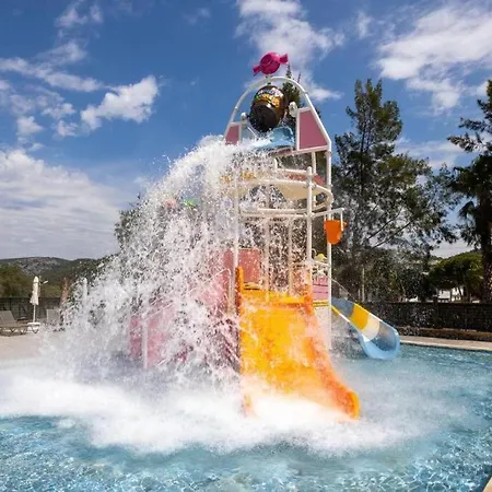 Luks Daire 5 Yildizli Otelde Kusadasi